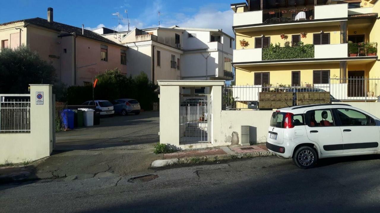 B&B E Casa Vacanza Al Castello Roccella Ionica Exterior photo